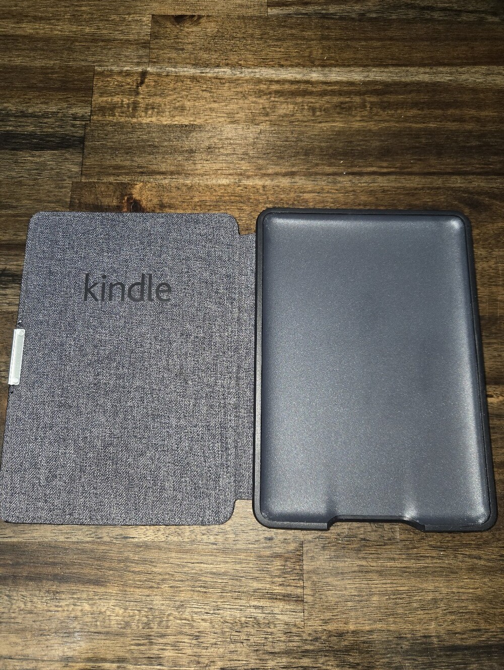 Kindle Case with Black Protective Shell
